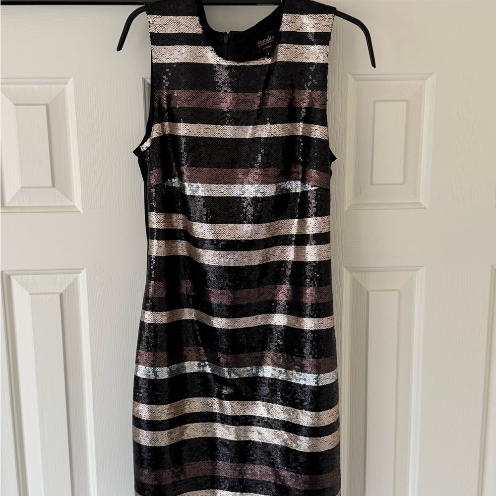 Laundry By Shelli Segal Black and Silver Sequin Mini Dress